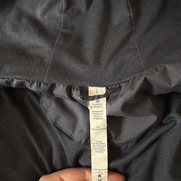 Lululemon Windbreaker Jacket with Soft Lining Size 2 - Picture 8 of 9